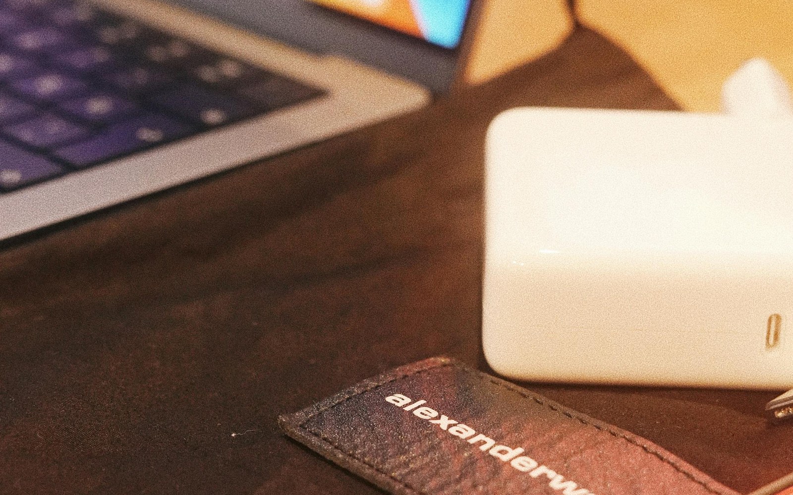 Dispozitive conectate prin VPN securizat
